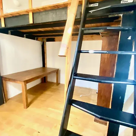 Spacious - Center *