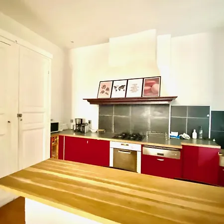 Spacious - Center Appartement *