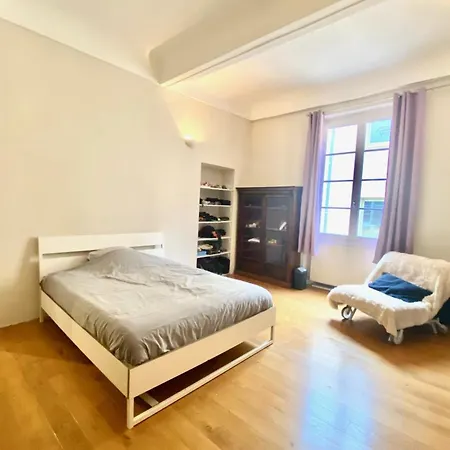 Spacious - Center *