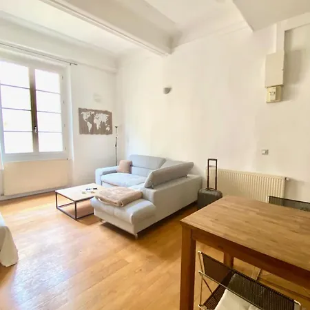 Spacious - Center * Toulon