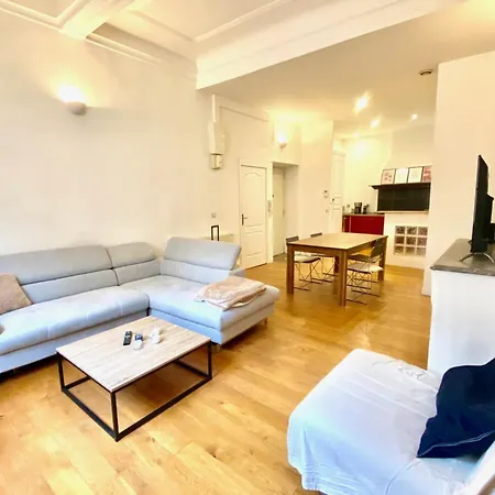 Spacious - Center